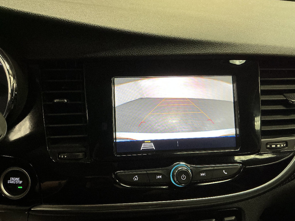 Used 2022 Buick Encore Preferred w/ Safety Package image 16