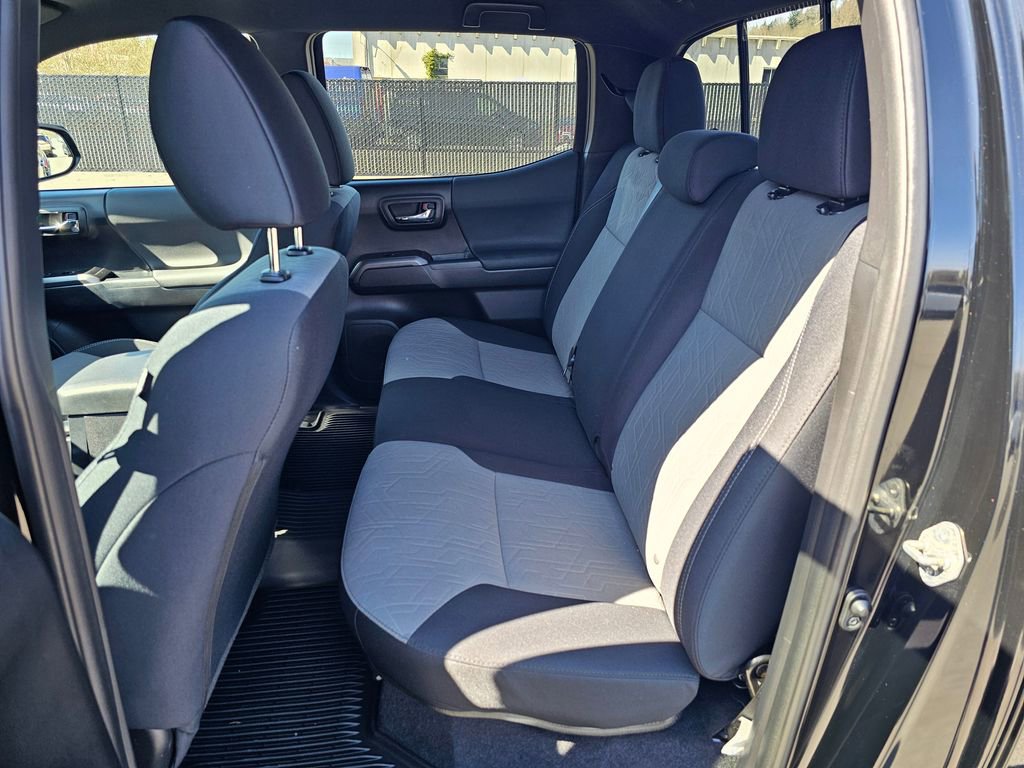 Used 2021 Toyota Tacoma TRD Sport image 21