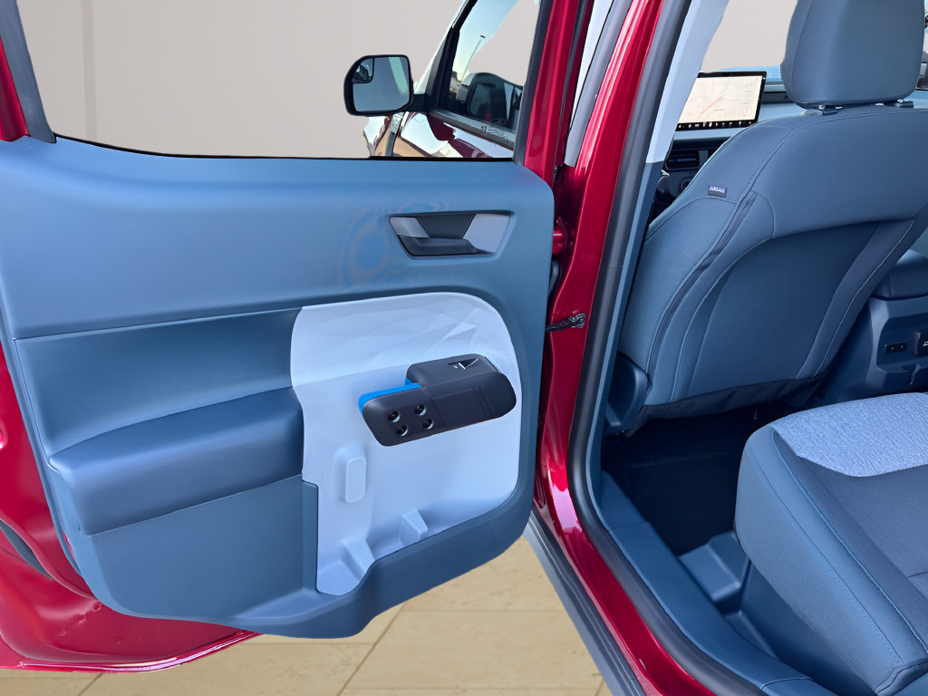 New 2026 Ford Maverick XLT w/ XLT Luxury Package FWD image 31