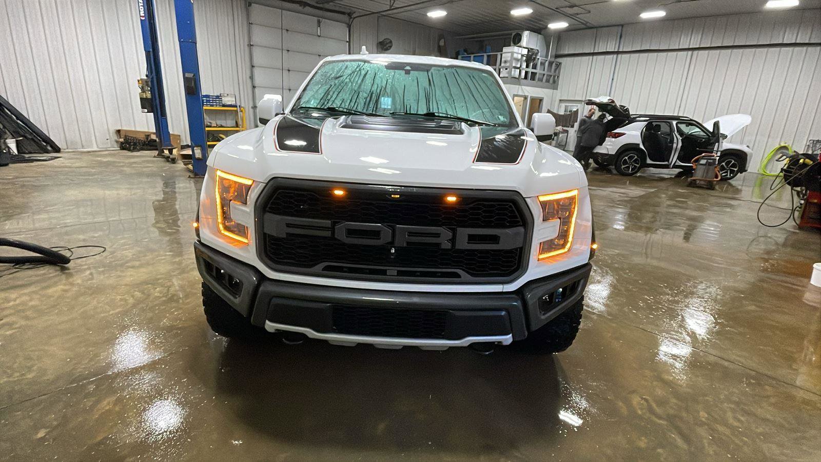 Used 2020 Ford F150 Raptor w/ Equipment Group 802A Luxury image 2
