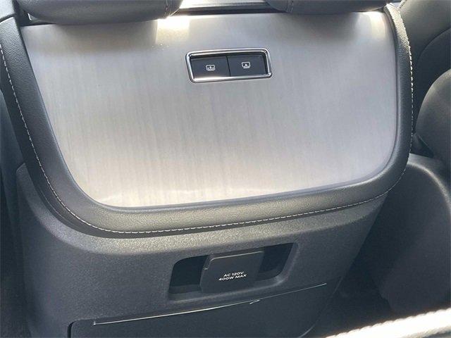 New 2025 Lincoln Navigator L Reserve w/ Jet Appearance Package image 17