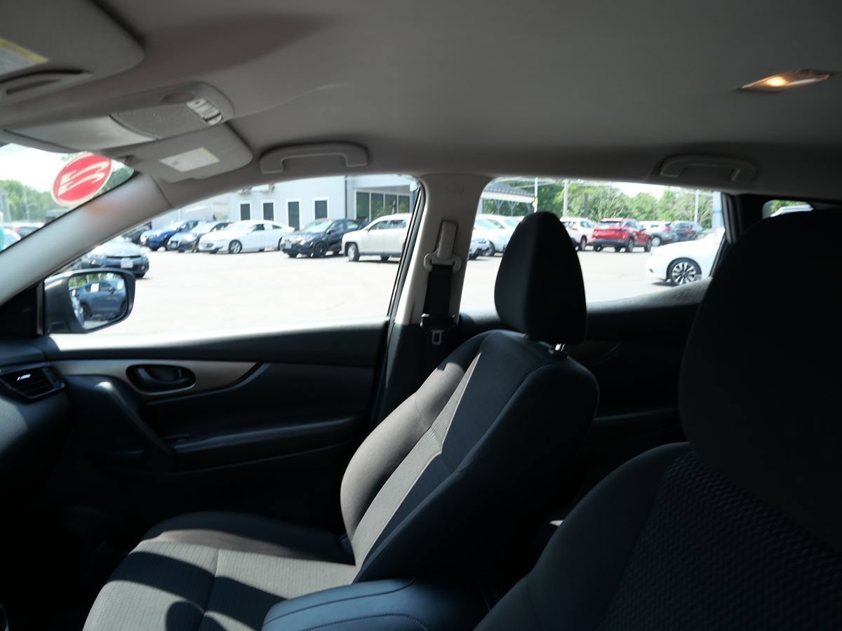 Used 2022 Nissan Rogue Sport S AWD/4WD image 11