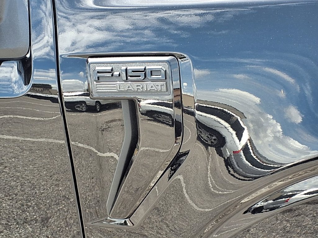 Used 2024 Ford F150 Lariat AWD/4WD image 11
