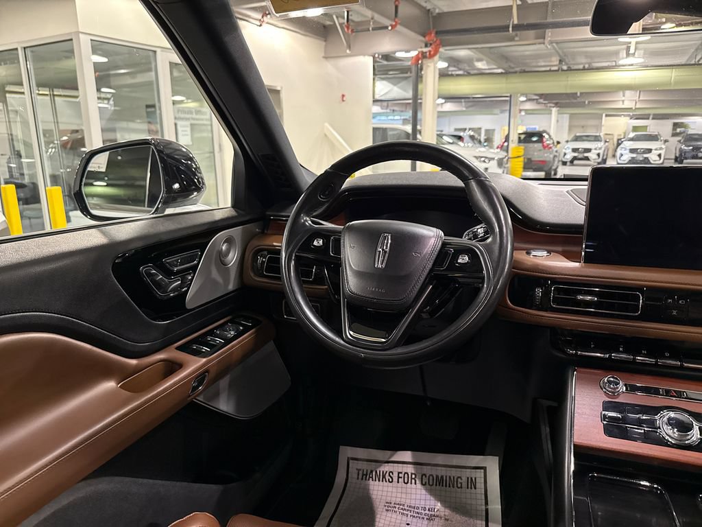 Used 2022 Lincoln Aviator Reserve w/ Equipment Group 201A AWD/4WD image 23