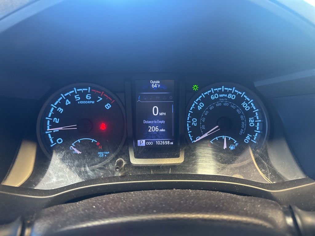 Used 2016 Toyota Tacoma TRD Sport w/ Towing Package image 13