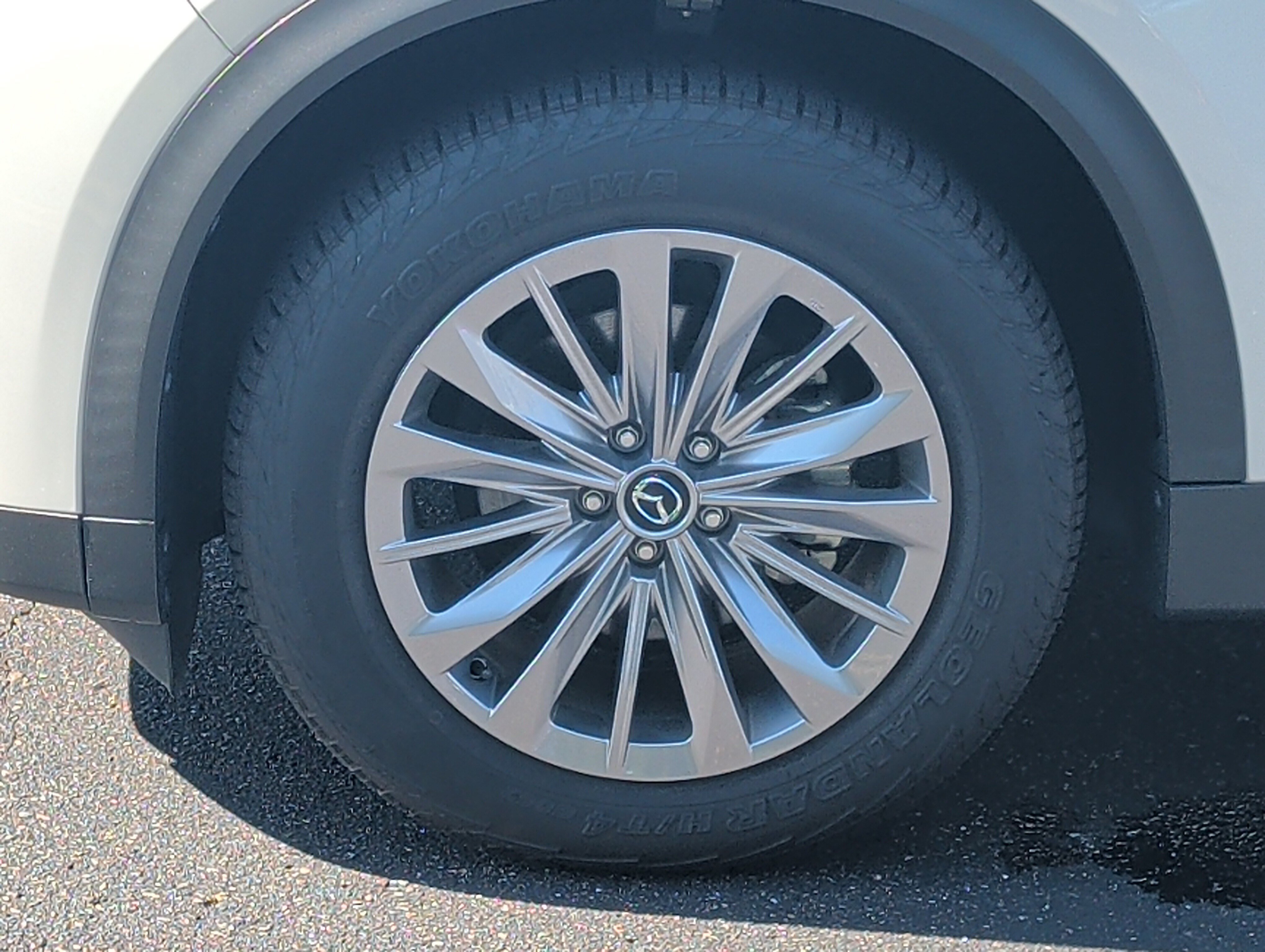 Used 2024 MAZDA CX-90 3.3 Turbo w/ Preferred Plus AWD/4WD image 15