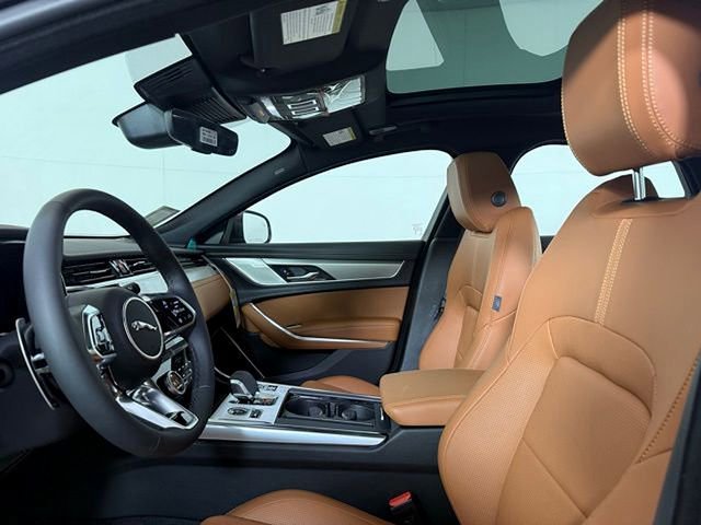 New 2024 Jaguar XF R-Dynamic SE image 29