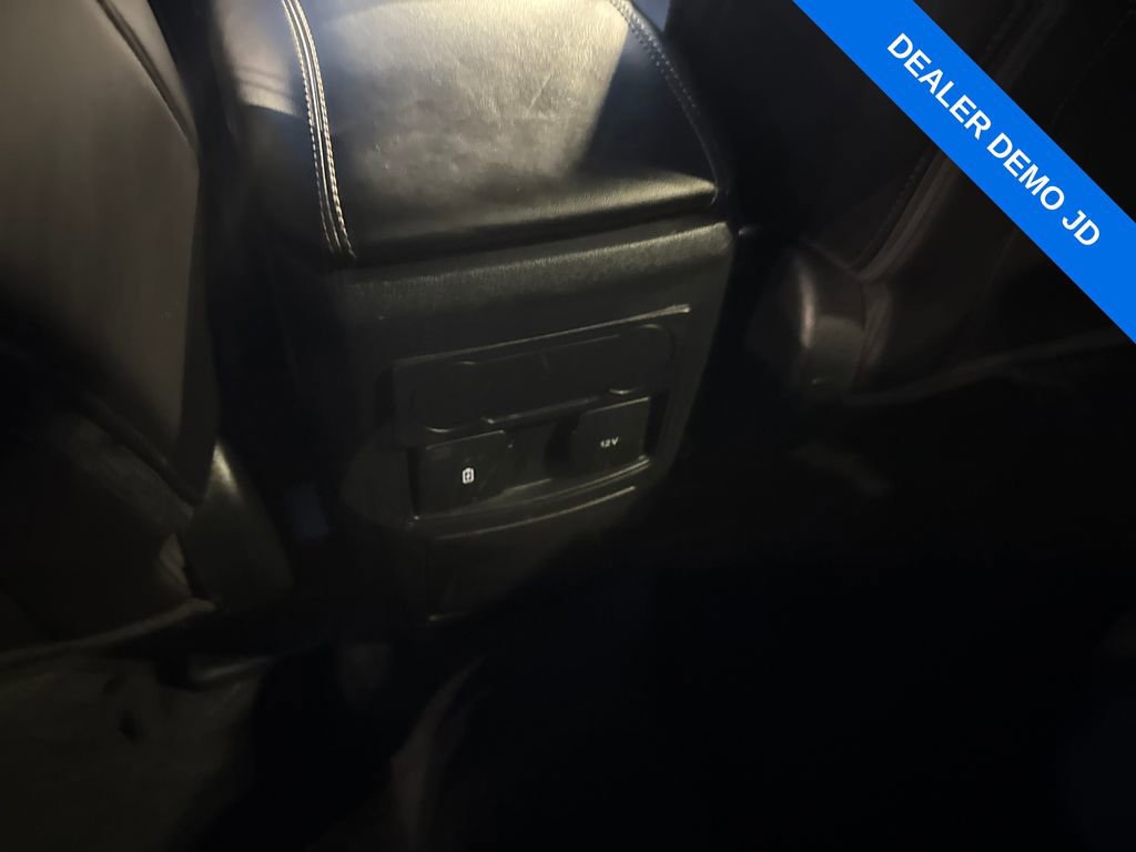 Used 2023 Ford Explorer XLT w/ Equipment Group 202A image 14