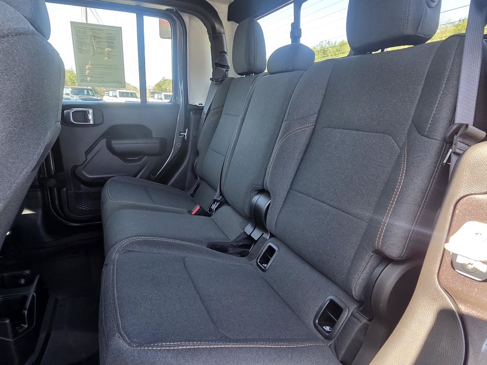 Used 2025 Jeep Gladiator Sport AWD/4WD image 20
