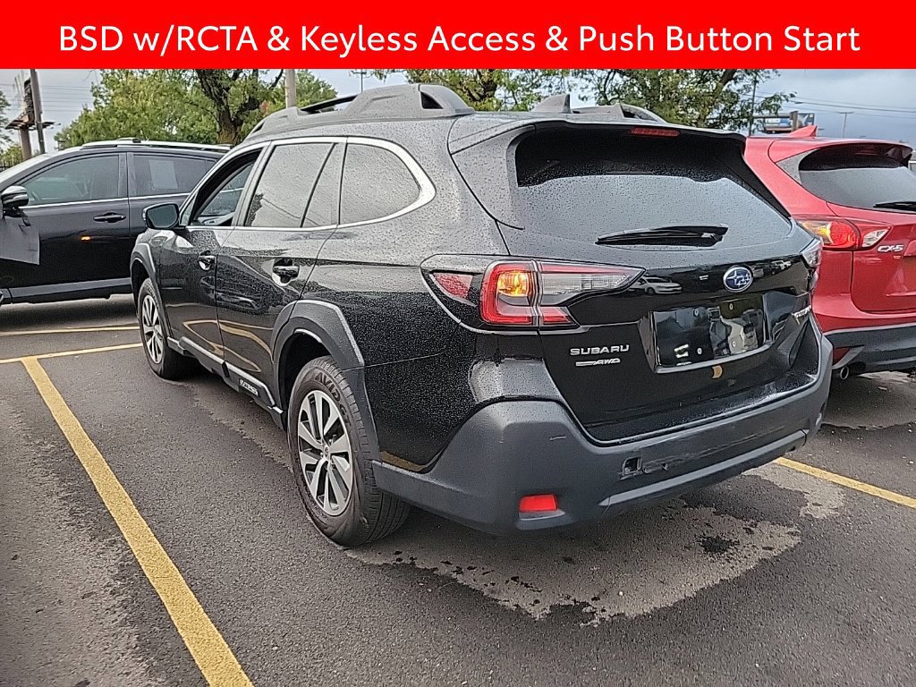 Used 2023 Subaru Outback Premium AWD/4WD image 4
