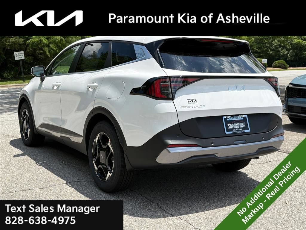 New 2026 Kia Sportage EX FWD image 4