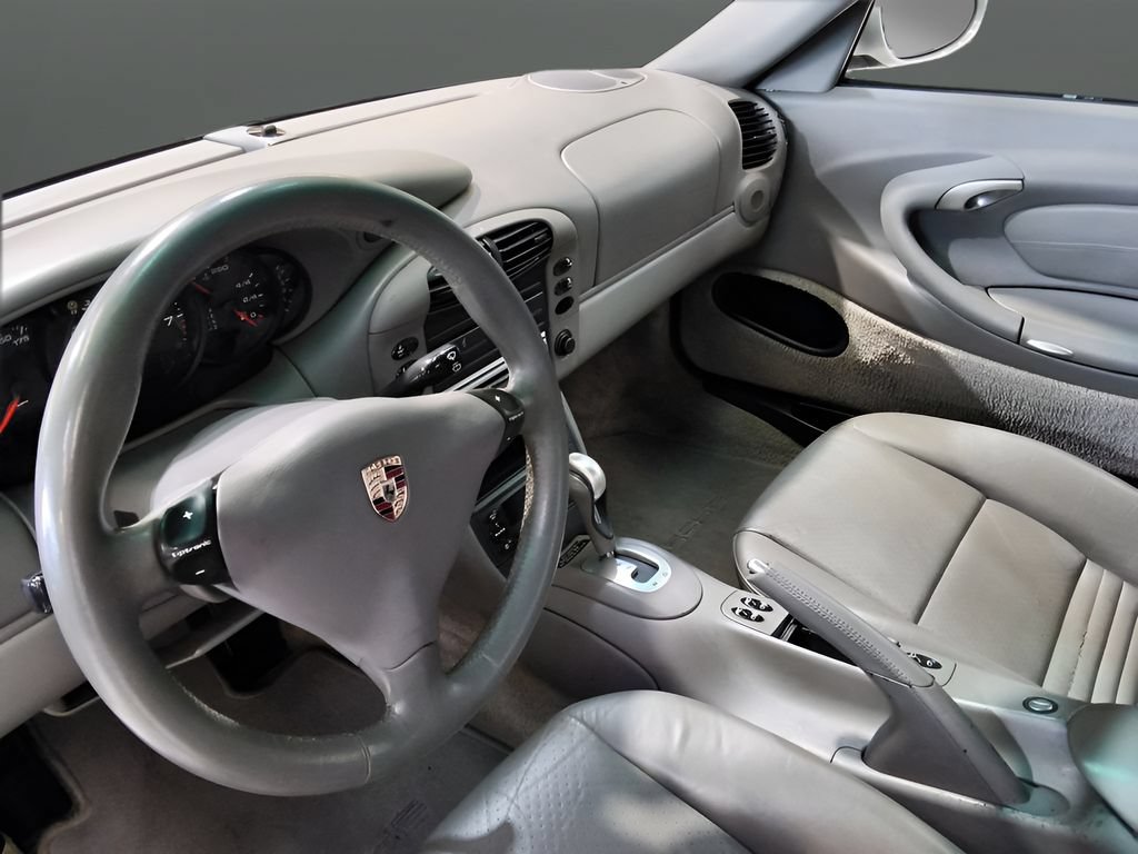 Used 2001 Porsche 911 Carrera RWD image 16