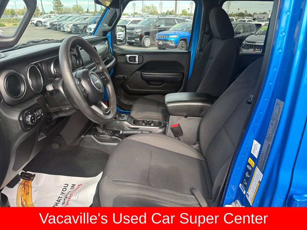 Used 2022 Jeep Gladiator Sport AWD/4WD image 9