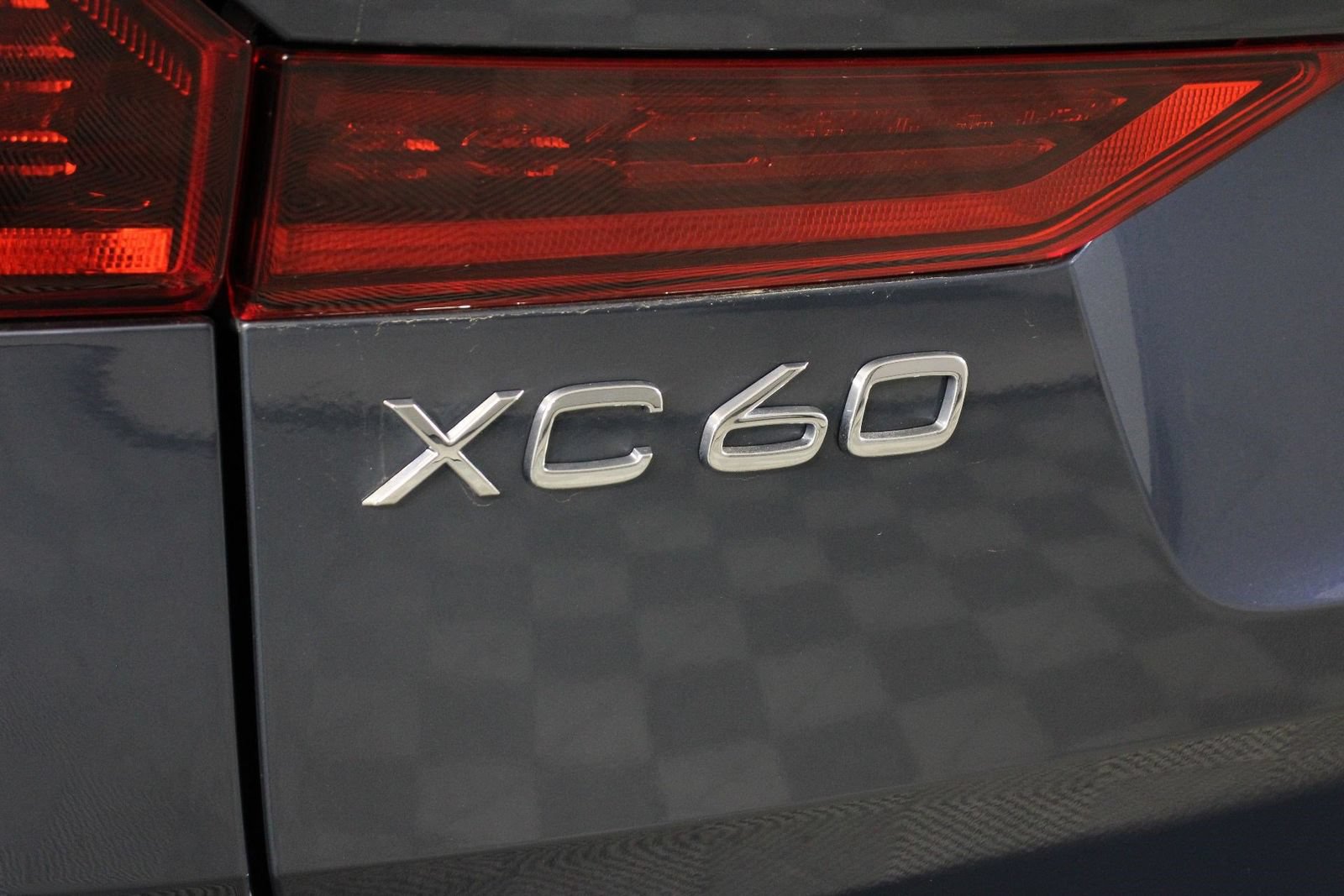 New 2026 Volvo XC60 B5 Plus w/ Climate Package AWD/4WD image 16
