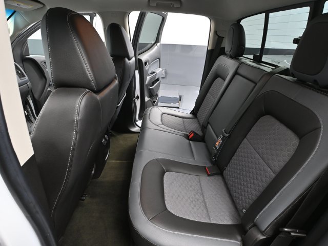 Used 2018 Chevrolet Colorado Z71 AWD/4WD image 29