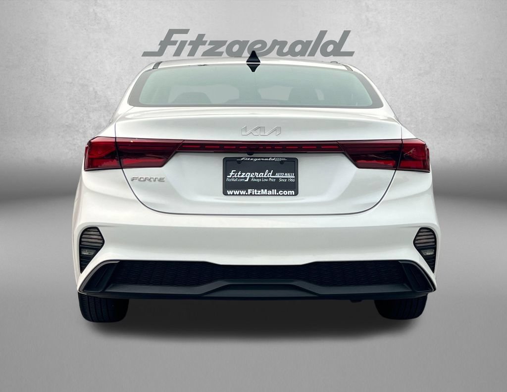 Used 2023 Kia Forte LXS FWD image 7