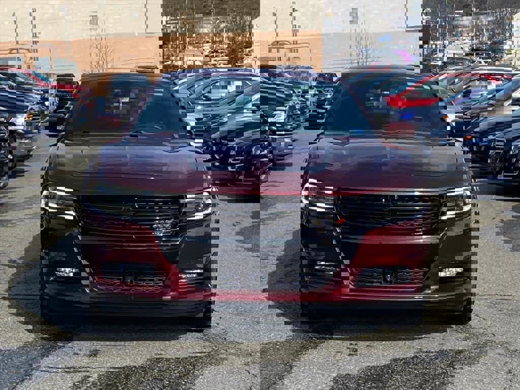 Used 2018 Dodge Charger GT image 5