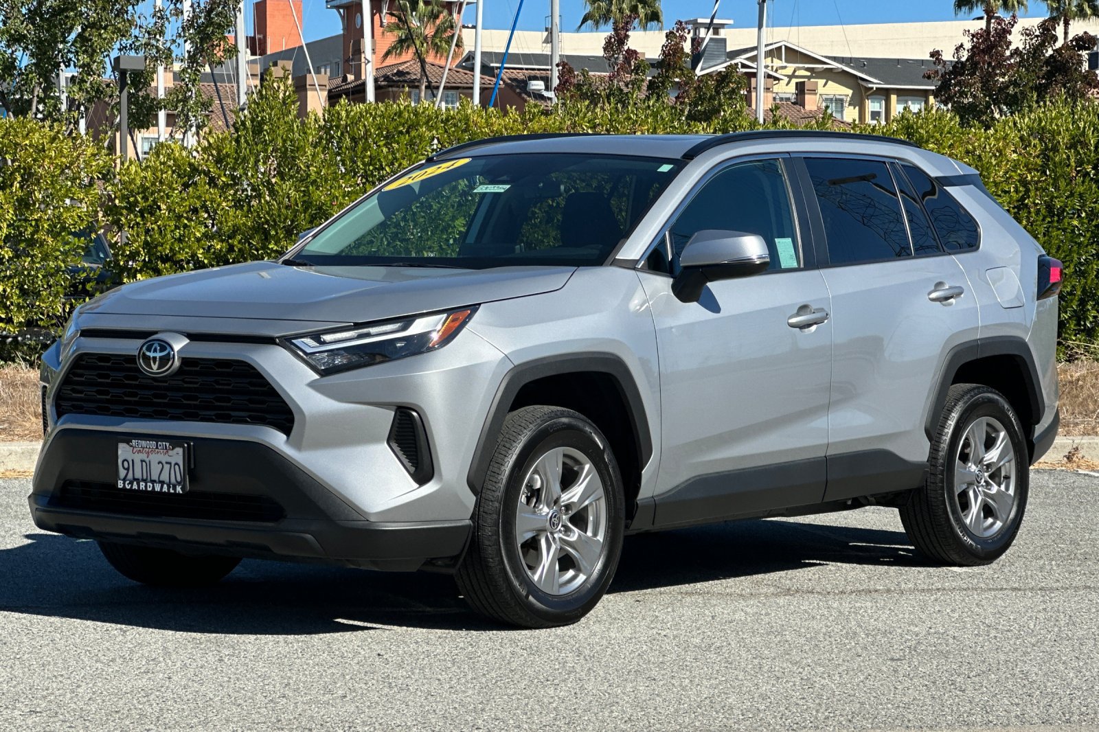 Used 2024 Toyota RAV4 XLE w/ Convenience Package AWD/4WD image 8