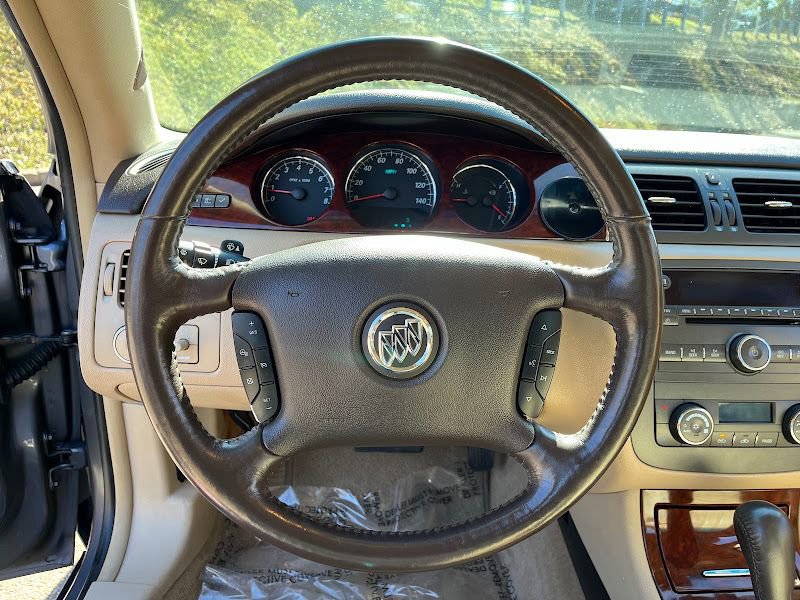 Used 2008 Buick Lucerne CXL w/ Ultra Confidence Package image 13