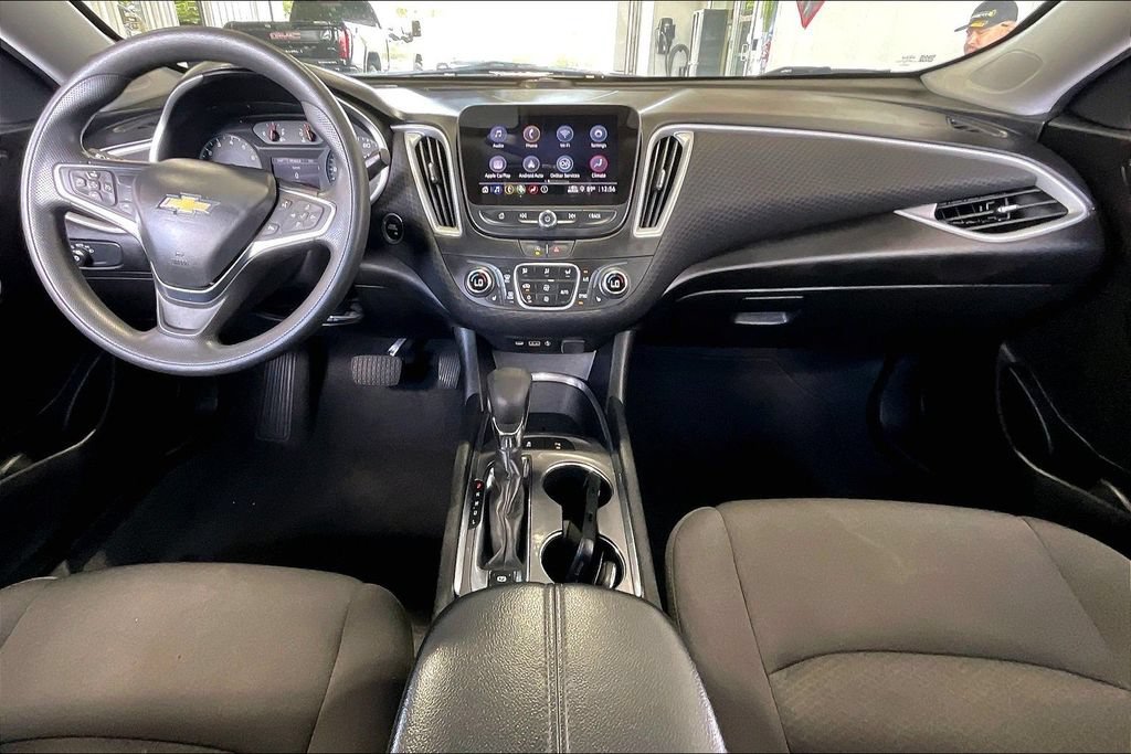 Used 2024 Chevrolet Malibu LT FWD image 6