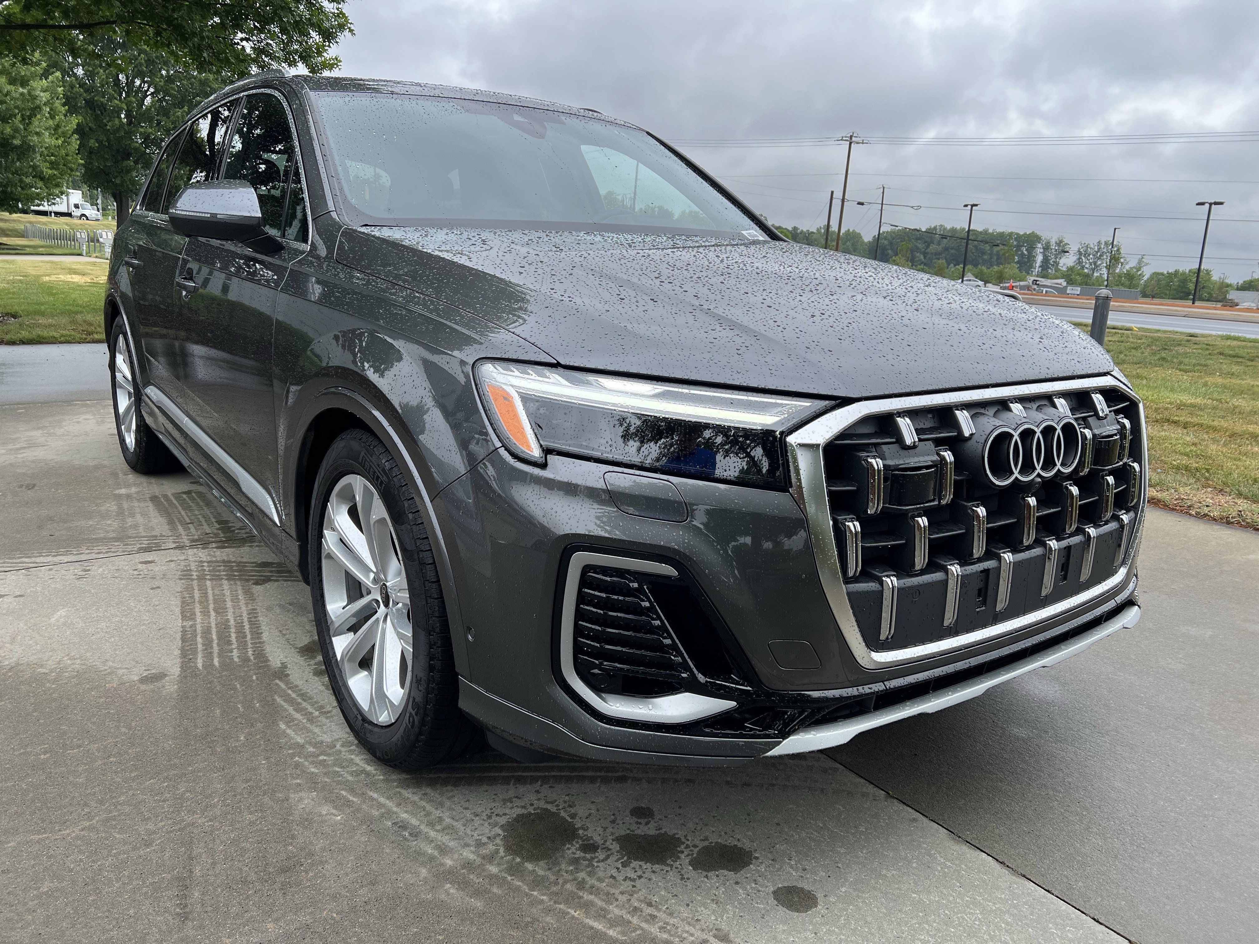 Certified 2026 Audi Q7 3.0T Premium Plus w/ Premium Plus Package AWD/4WD image 2