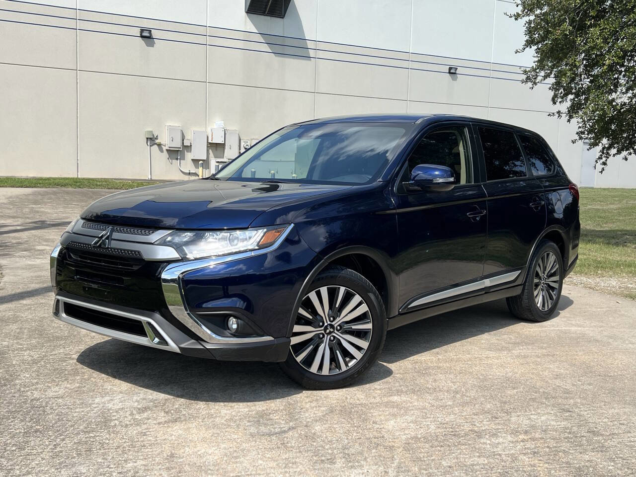 Used 2020 Mitsubishi Outlander SE