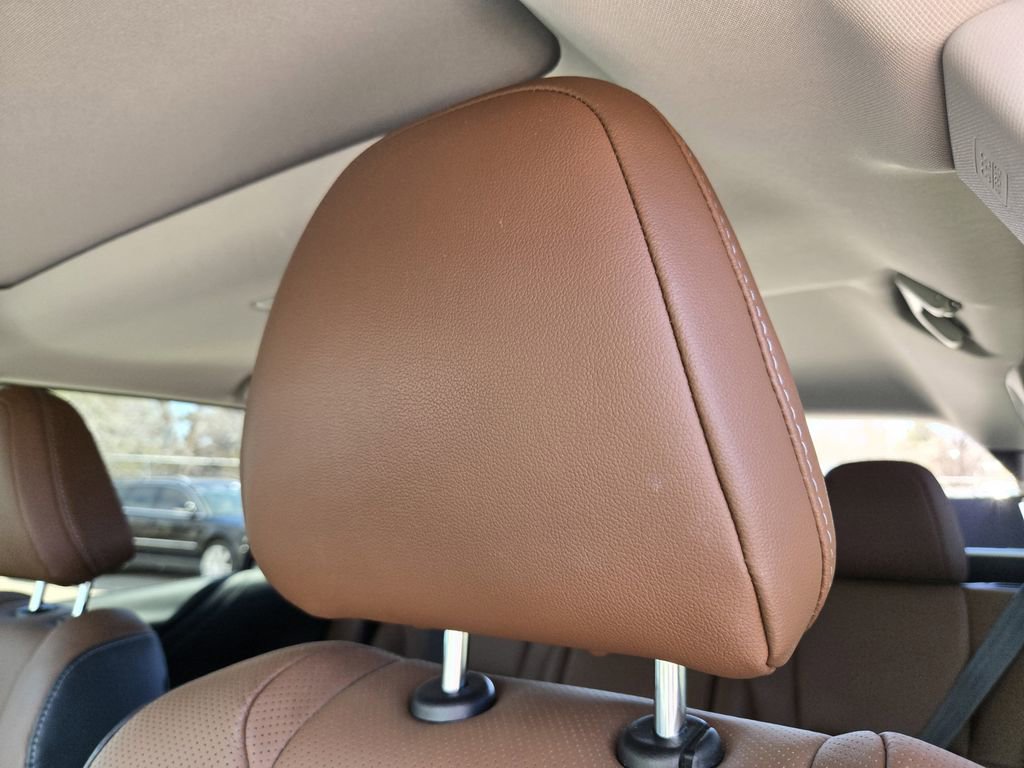 Used 2023 Subaru Outback Touring XT image 16