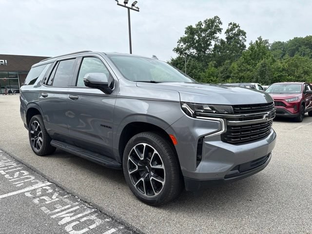 Used 2022 Chevrolet Tahoe RST w/ Luxury Package AWD/4WD image 7