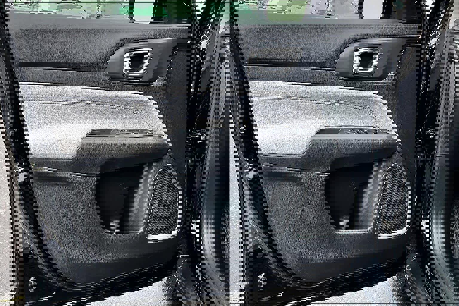 Used 2022 Jeep Compass Latitude image 25