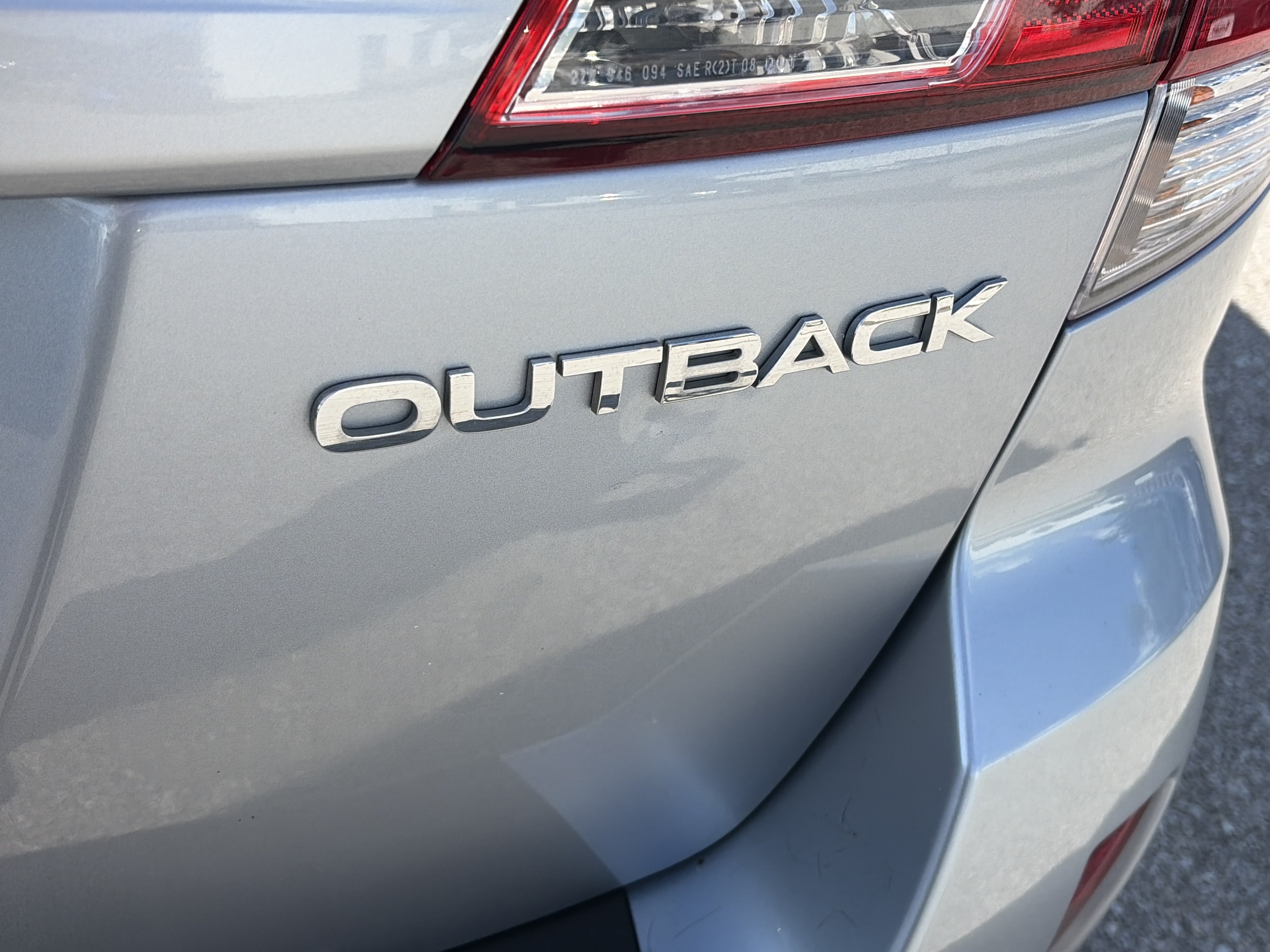 Used 2014 Subaru Outback 2.5i Limited AWD/4WD image 10