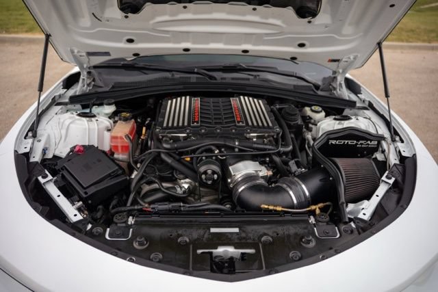 Used 2019 Chevrolet Camaro ZL1 RWD image 30