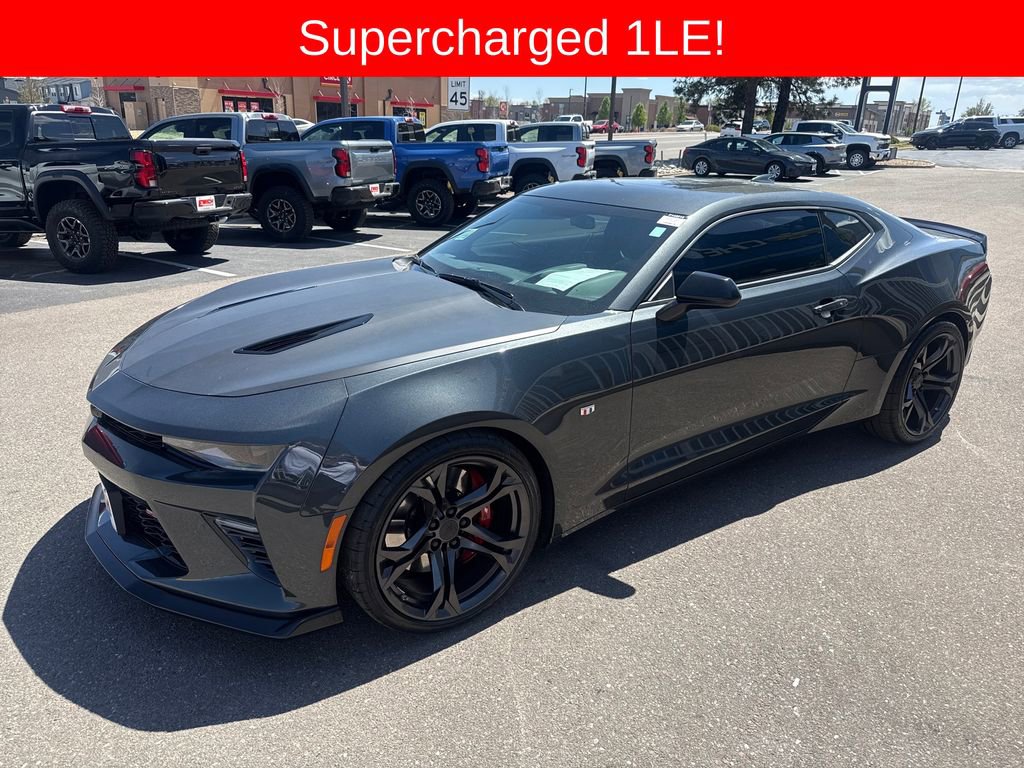 Used 2018 Chevrolet Camaro SS RWD image 1