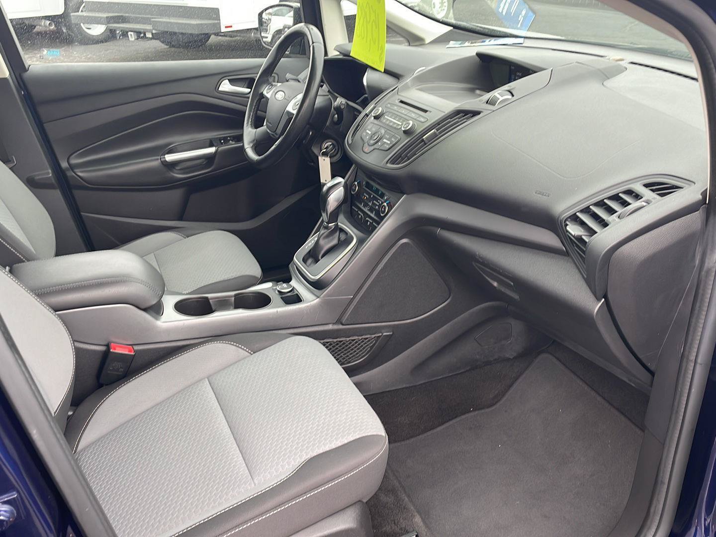 Certified 2017 Ford C-MAX Energi SE FWD image 24
