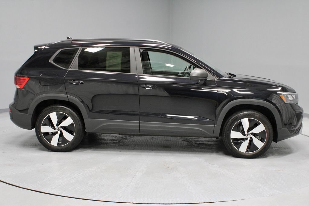 Used 2024 Volkswagen Taos S AWD/4WD image 6