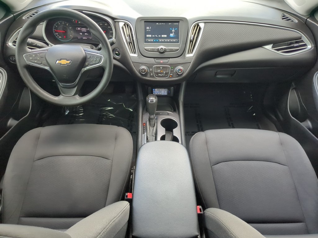 Used 2018 Chevrolet Malibu LS FWD image 10