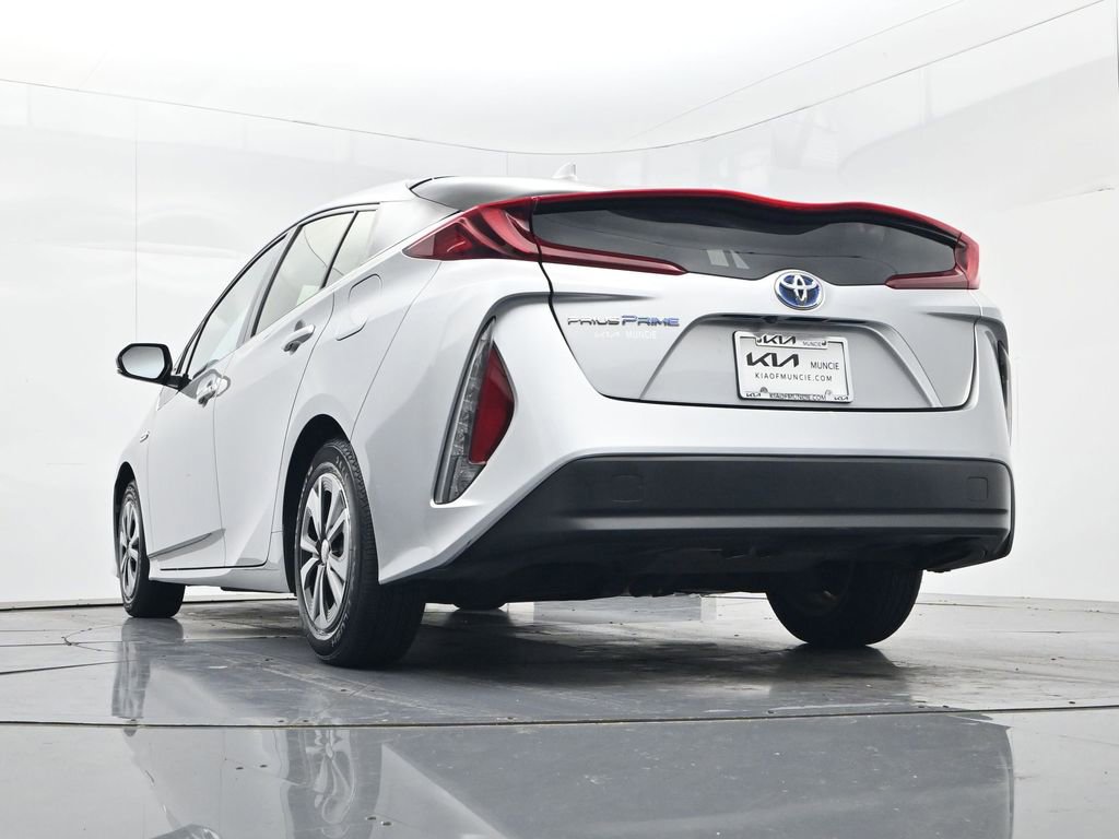 Used 2017 Toyota Prius Prime Plus w/ Carpet Mat Package FWD image 42