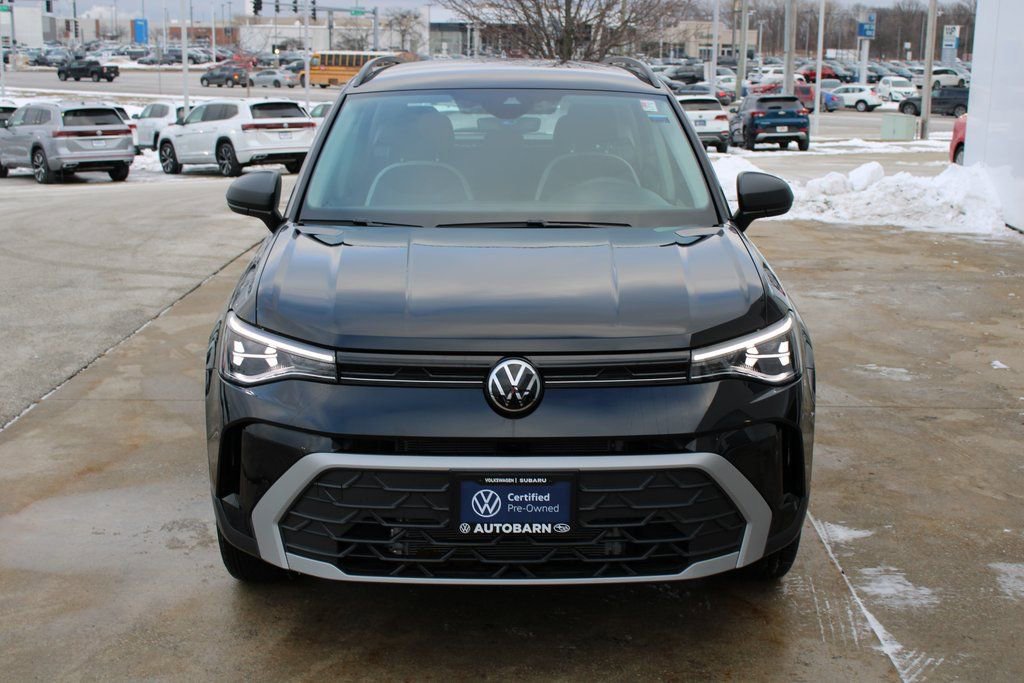 Certified 2025 Volkswagen Taos S image 2
