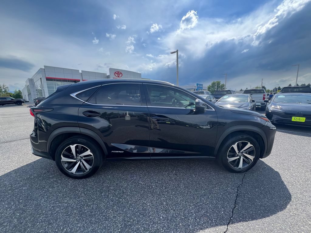 Used 2018 Lexus NX 300h AWD w/ Premium Package image 2