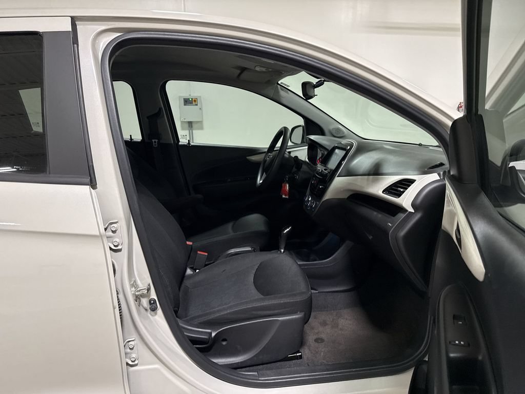 Used 2016 Chevrolet Spark LT FWD image 21
