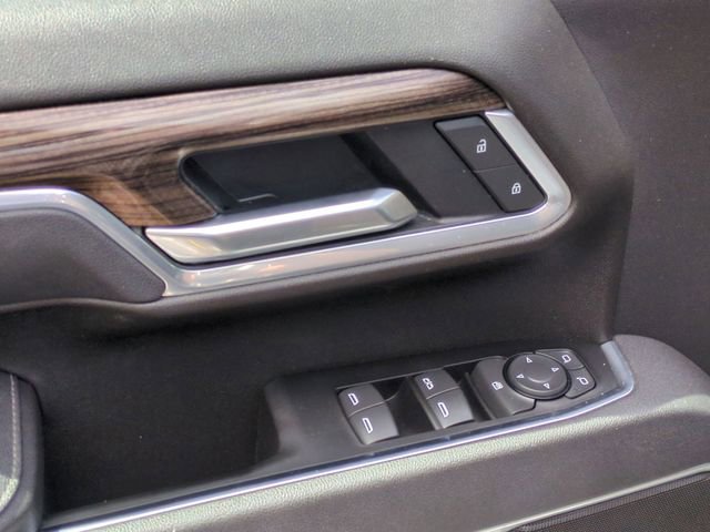 Used 2025 Chevrolet Silverado 2500 LT w/ Convenience Package image 10