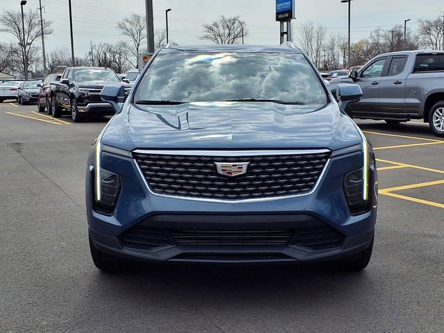 Used 2024 Cadillac XT4 Luxury w/ Cold Weather Package image 25