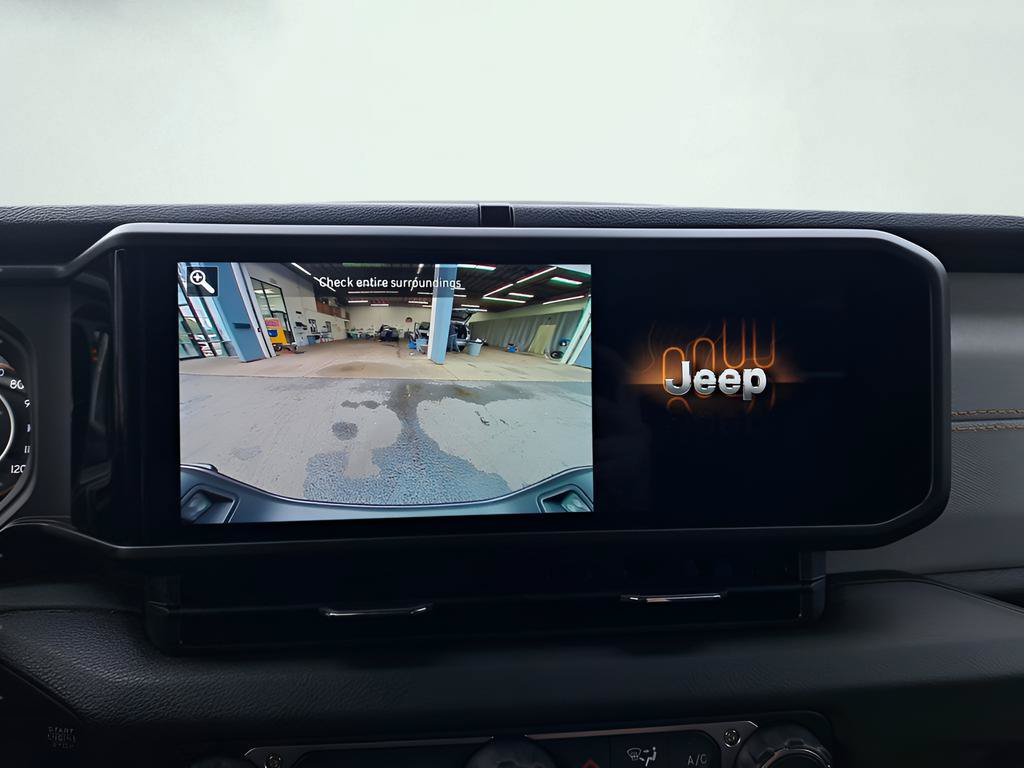 New 2025 Jeep Gladiator Sport AWD/4WD image 24
