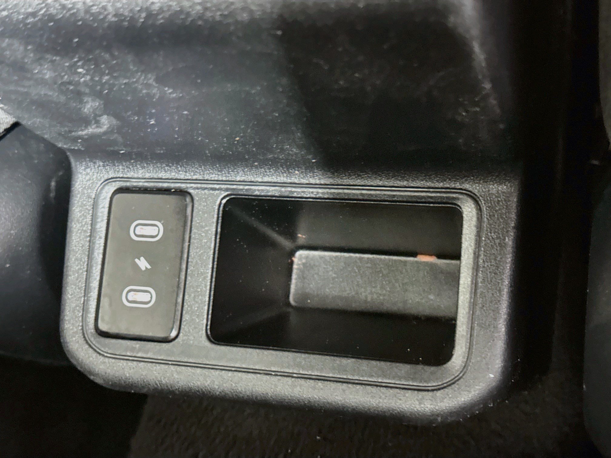 Used 2025 Kia K4 EX FWD image 42