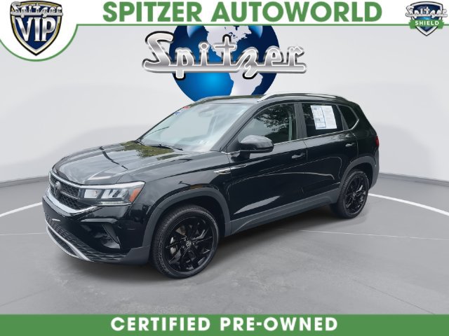 Used 2023 Volkswagen Taos SE w/ Panoramic Sunroof Package FWD image 6