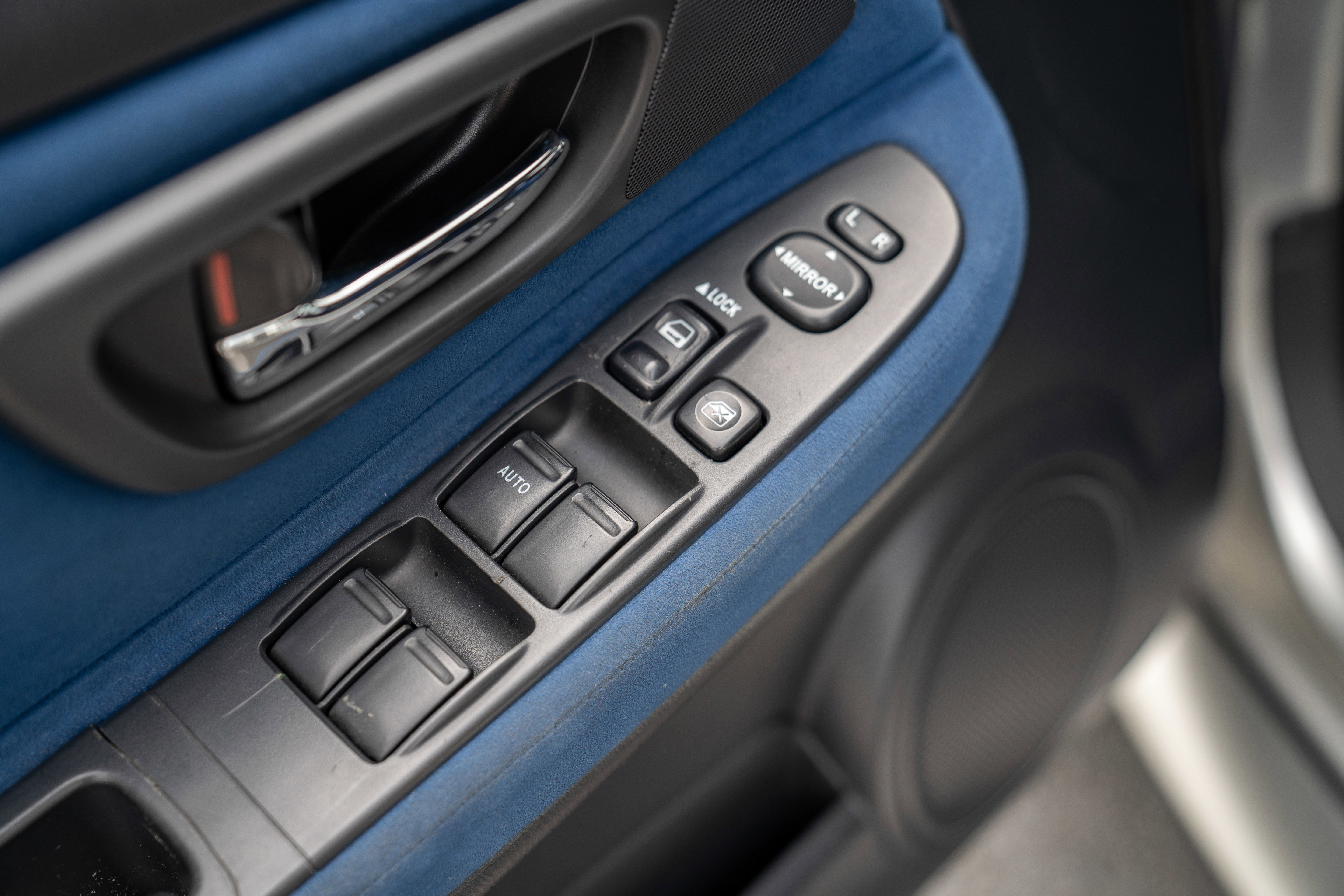 Used 2005 Subaru Impreza WRX STI image 19