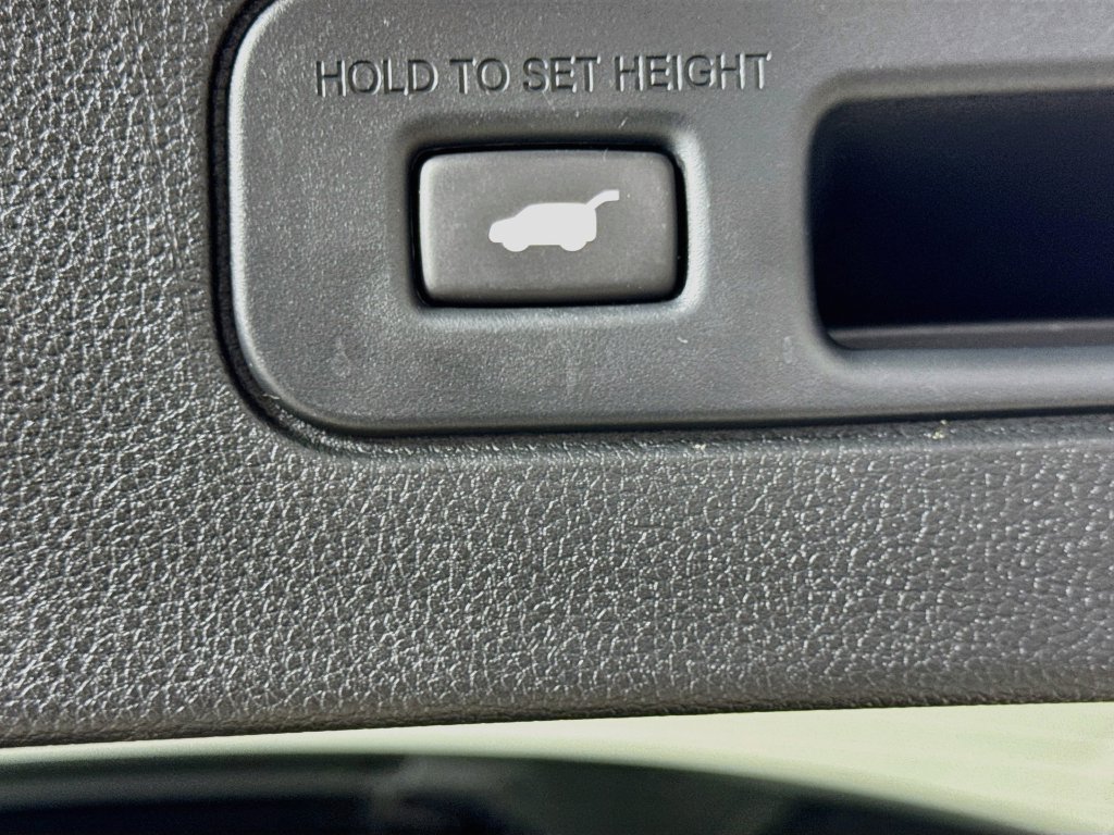 Used 2023 Honda Pilot Elite image 36
