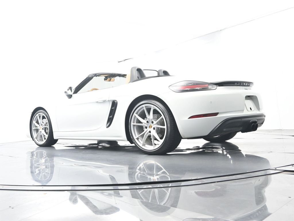 Certified 2017 Porsche 718 Boxster RWD image 54