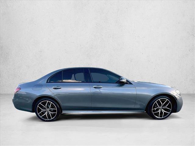 Used 2022 Mercedes-Benz E 450 4MATIC Sedan image 5