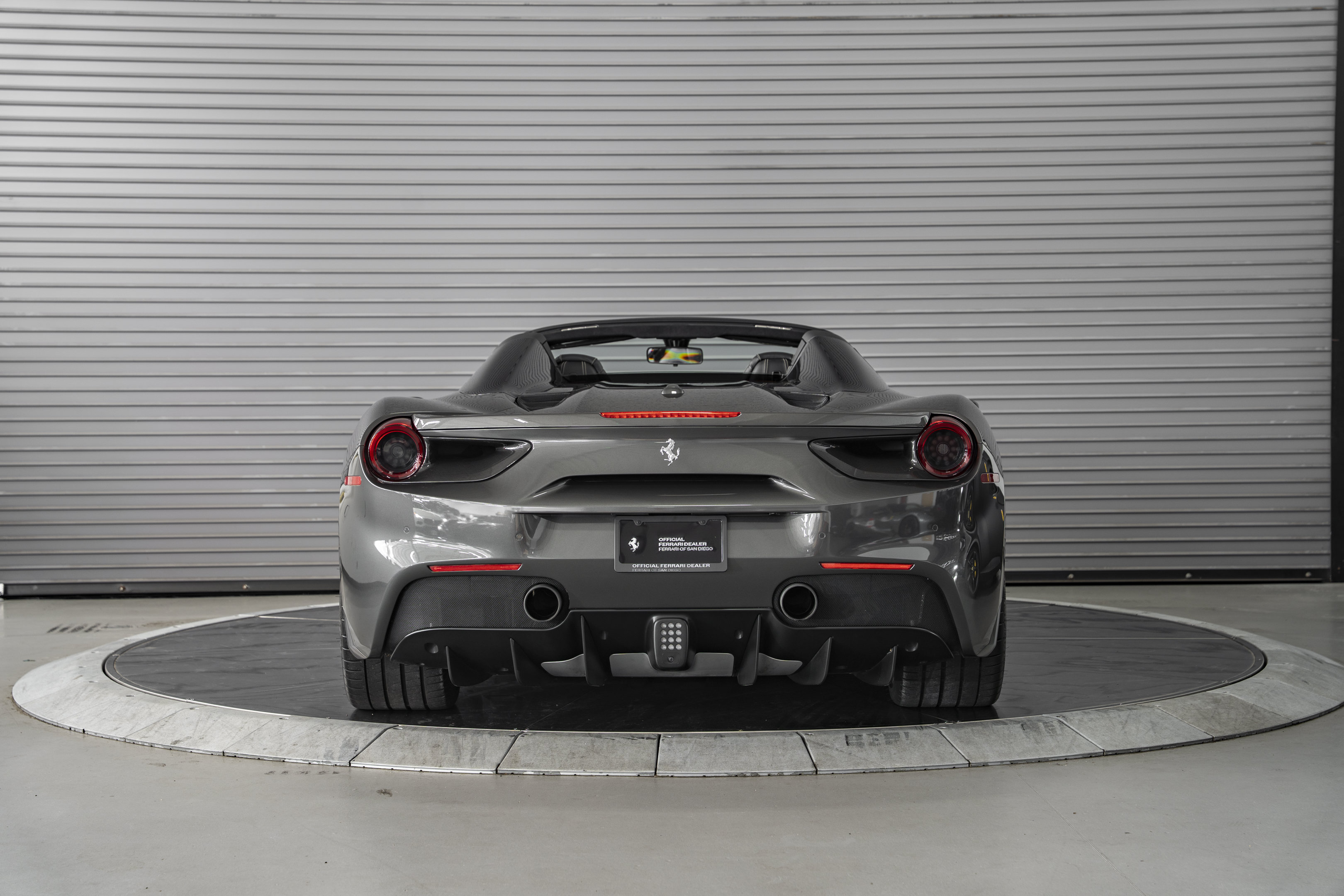 Used 2019 Ferrari 488 Spider RWD image 4