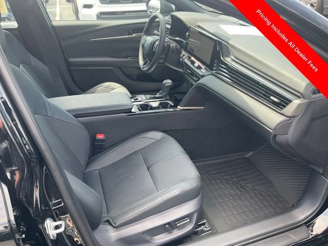 Used 2026 Toyota Camry XSE FWD image 31